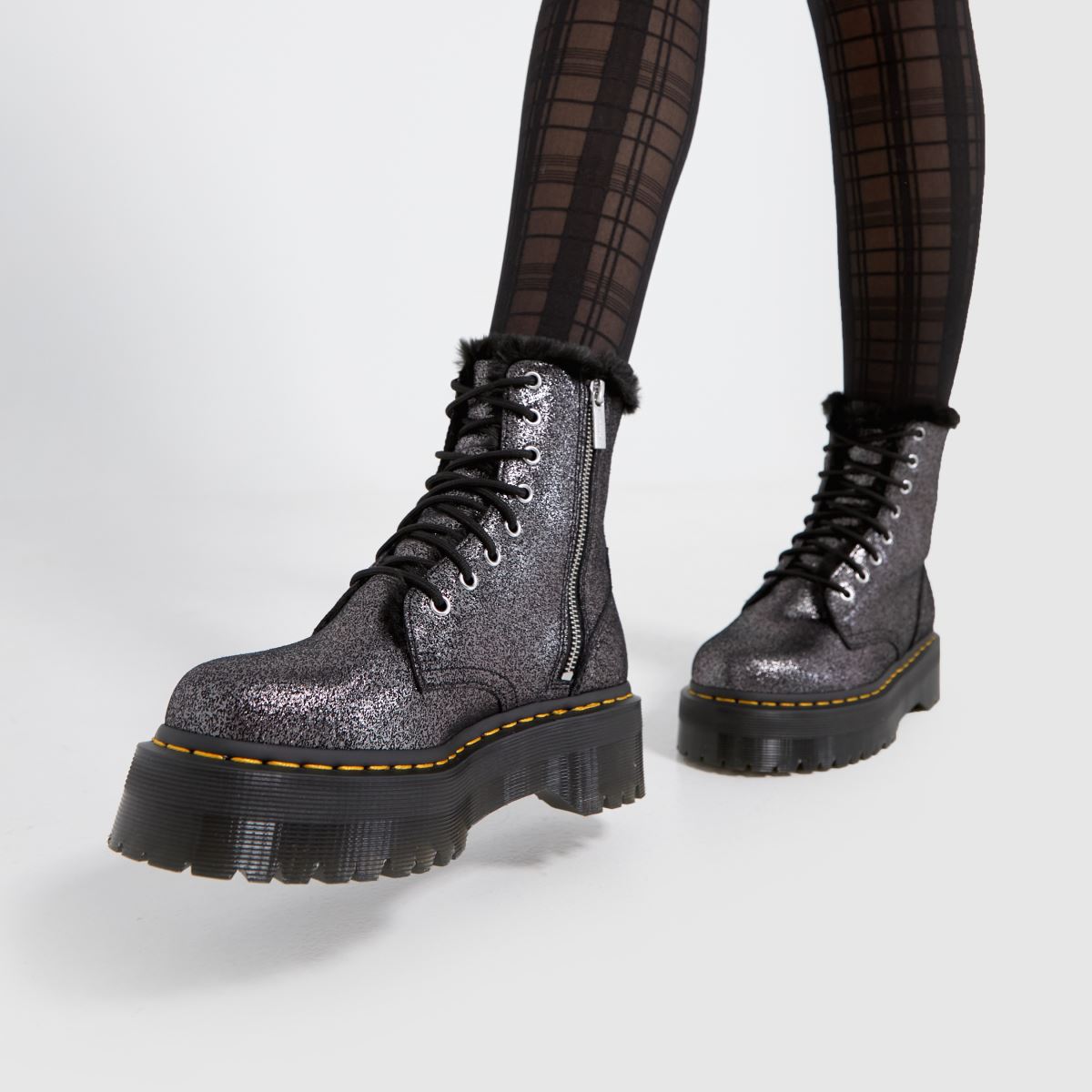 DR. MARTENS Scarpa anfibio donna nero JADON DISTRESSED ME